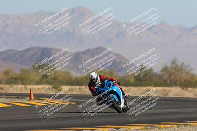 media/Nov-06-2022-SoCal Trackdays (Sun) [[208d2ccc26]]/Turn 14 (930am)/